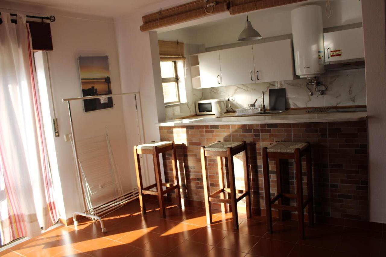 Beach Front Apartment 1 Сагрес Екстериор снимка
