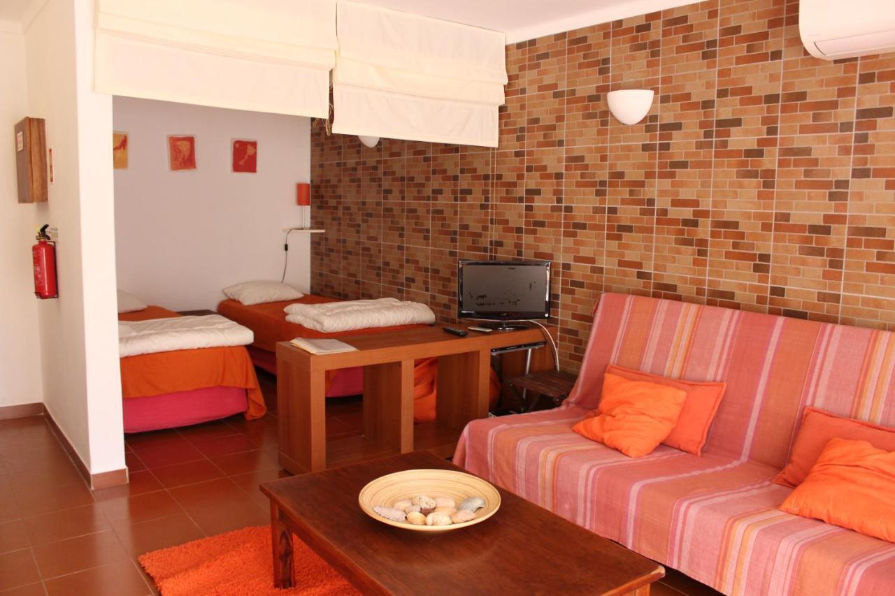 Beach Front Apartment 1 Сагрес Екстериор снимка