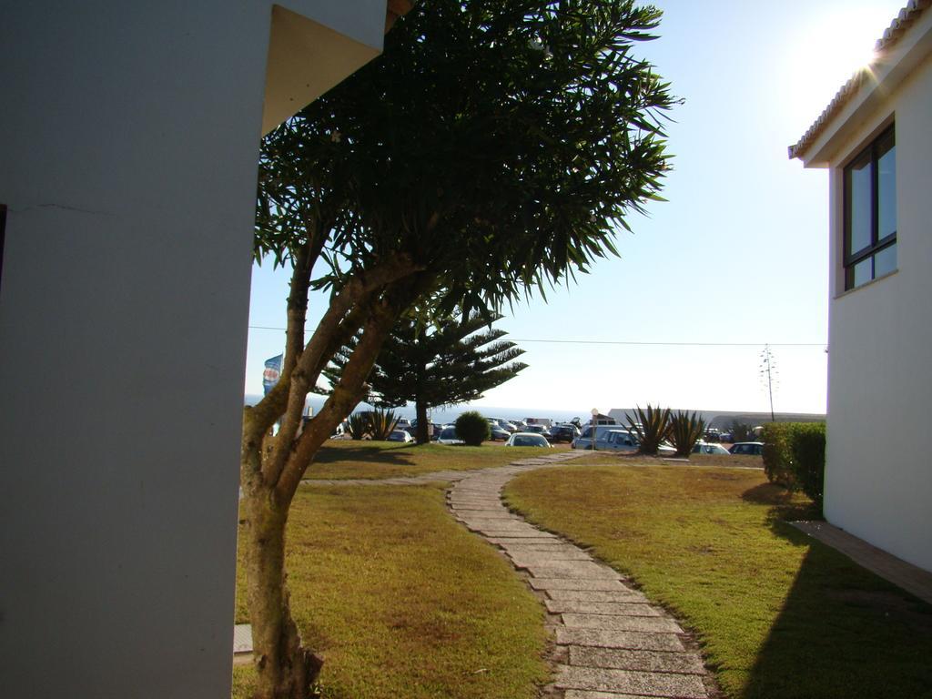 Beach Front Apartment 1 Сагрес Стая снимка