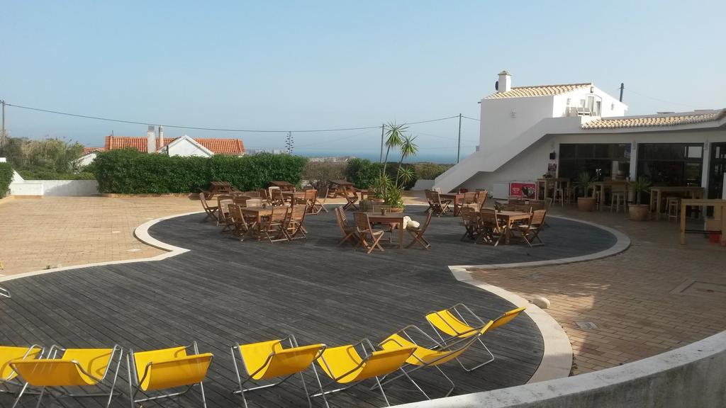 Beach Front Apartment 1 Сагрес Стая снимка